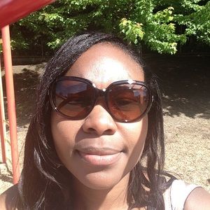 Meet your Posher, Shelly-ann